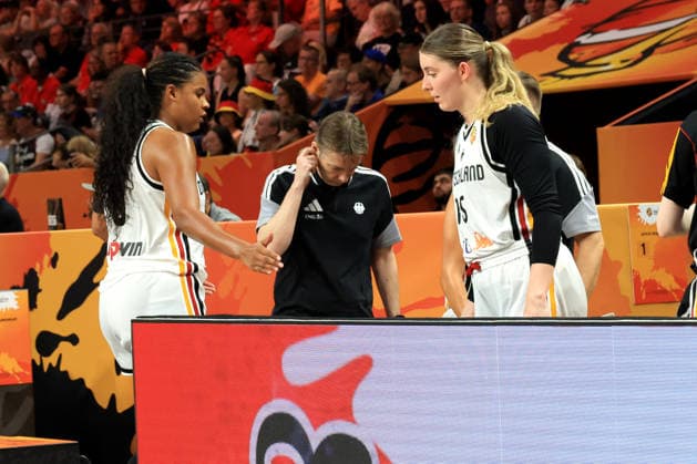 September 5, 2026, GER, Basketball, Women s, Basketball World Cup, 2026, Matchday 1, Germany vs. Japan, Nyara Sabally (Germany 8), Head Coach Olaf Lange, Germany, Berlin, Max Schmeling Halle, Berlin, Germany Copyright: xNordphotox xEnglerx