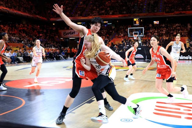 September 5, 2026, GER, Women s Basketball, Women s Basketball World Cup, 2026, Matchday 1, Germany vs. Japan Frieda Buehner (Germany) 20, Ramu Tokashiki (Japan) 10 Berlin Max Schmeling Halle, Berlin, Germany Copyright: xNordphotox xEnglerx