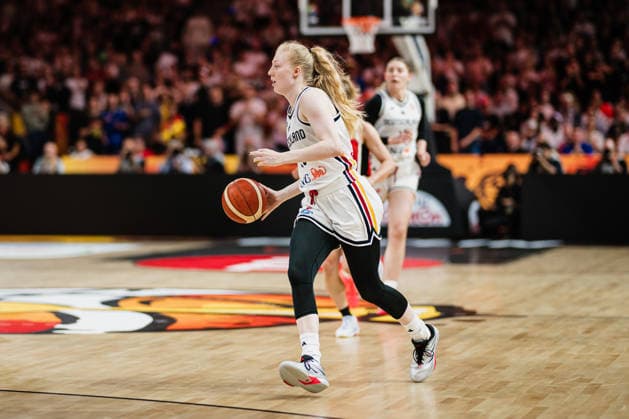 2026 FIBA Women’s Basketball World Cup: Germany vs. Japan, September 5, 2026, Frieda Buhner, Germany, 20 on the ball, basketball, FIBA Women’s Basketball World Cup 2026, Group Stage, Group A, Matchday 2: Germany vs. Japan on September 5, 2026, at the Max Schmeling Halle, Berlin Copyright: xBEAUTIFULxSPORTS Tonhäuserx