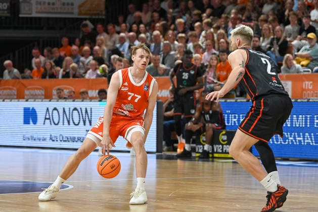 Timo Lanmueller (RASTA Vechta), 77, with the ball against Magnus Mollgaard (Bakken Bears), 02; RASTA Vechta vs. Bakken Bears, exhibition game, 2026–2027 season, September 5, 2026, RASTA Vechta vs. Bakken Bears, exhibition game, 2026–2027 season, September 5, 2026, Vechta Copyright: xEibner-Pressefoto RobertxGertzenx EP_RGN
