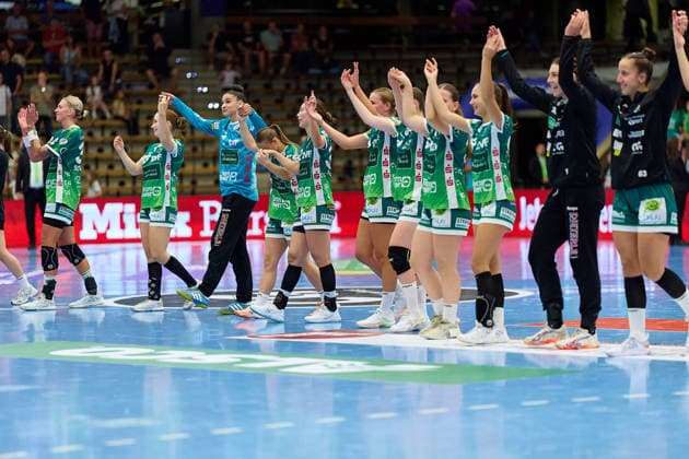 A thank you from the Frisch Auf Goeppingen team to the fans: FRISCH AUF Goeppingen vs. BSV Sachsen Zwickau, Handball, ALSCO Women s Handball Bundesliga, Matchday 2, 2026–2027 season, September 5, 2026 FRISCH AUF Goeppingen vs. BSV Sachsen Zwickau, Handball, ALSCO Women’s Handball Bundesliga, Matchday 2, 2026–2027 season, September 5, 2026 Goeppingen Copyright: xEibner-Pressefoto GeraldxOelze-dexStoppanyx EP_ODS