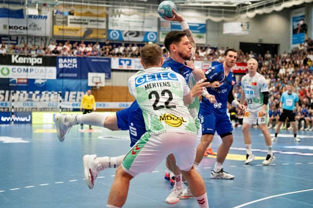 Csaba Leimeter, HBW Balingen Weilstetten, 55, shot, HBW Balingen Weilstetten vs. SC Magdeburg, GER, Opel 1 Handball Bundesliga, Championship, Matchday 3, 2026–2027 season, September 6, 2026, Eibner Press Photo: Andreas Ulmer, HBW Balingen Weilstetten vs. SC Magdeburg, GER, Opel 1 Handball Bundesliga, Championship, Matchday 3, 2026–2027 Season, September 6, 2026, Balingen Copyright: xEibner-Pressefoto AndreasxUlmerx EP_AUR