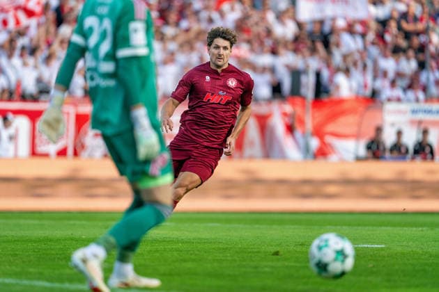 Enzo Wirtz, Fortuna Cologne, 09, plays against Louis Lord, Fortuna Düsseldorf, 22, aggressively in Fortuna Cologne vs. Fortuna Düsseldorf, soccer, 3rd League, Matchday 4, 2026–27 season, June 9, 2026, DFL regulations prohibit any use of photographs as image sequences and or quasi-video, Fortuna Cologne vs. Fortuna Düsseldorf, soccer, 3rd League, Matchday 4, 2026–27 season, September 6, 2026, Cologne Copyright: xEibner-Pressefoto LukasxBaldygax EP_LBA