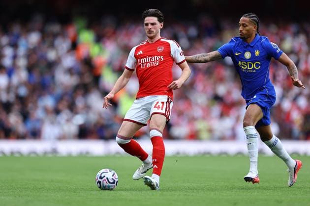 Declan Rice of Arsenal and Joao Pedro of Chelsea Arsenal v Chelsea, Premier League, Football, Football, Emirates Stadium, London, UK - 06 Sep 2026London Emirates Stadium United Kingdom EDITORIAL USE ONLY No use with unauthorised audio, video, data, fixture lists, club league logos or live services. Online in-match use limited to 120 images, no video emulation. No use in betting, games or single club league player publications. Copyright: xMichaelxZemanek Shutterstockx 17135040bs