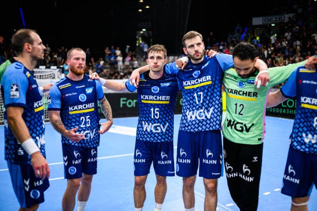 TVB Stuttgart vs. Füchse Berlin, Handball 1 Bundesliga, Men s, 2026–2027 Season, TVB Stuttgart vs. Füchse Berlin, Porsche Arena: Stuttgart’s Kai Häfner (left), Stuttgart’s Patrick Zieker, Stuttgart’s Simone Mengon, Stuttgart’s Samuel Röthlisberger, and Stuttgart’s goalkeeper Mohamed El Tayar react with disappointment after the game at the Porsche Arena in Stuttgart, Baden-Württemberg, Germany