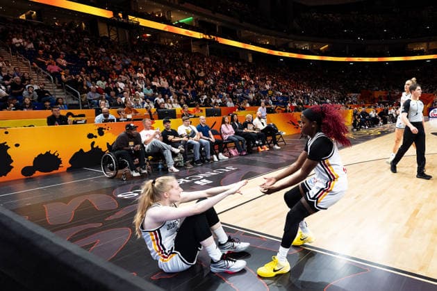 Alexis Peterson (Germany, 01) assists Frieda Buhner (Germany, 20), GER, Germany vs. Mali, Basketball, 2026 FIBA Women’s World Cup, Group Stage, Matchday 3, September 7, 2026, GER, Germany vs. Mali, Basketball, 2026 FIBA Women’s World Cup, Group Stage, Matchday 3, September 7, 2026, Berlin Copyright: xEibner-Pressefoto MaxxVincenx EP_MVN