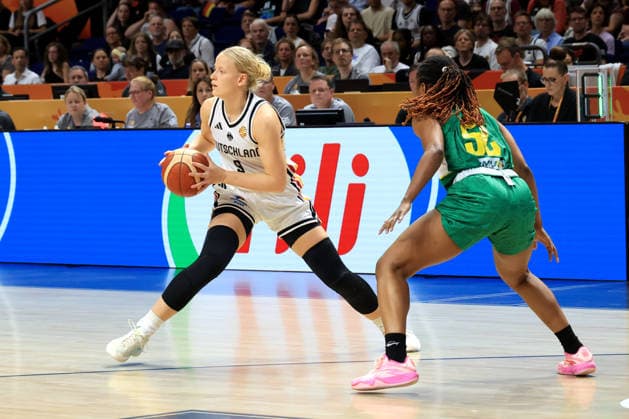 September 7, 2026, GER, Basketball, Women s, FIBA Basketball World Cup, 2026, Germany vs. Czechia Emma Eichmeyer (Germany) 9, Rokia Doumbia (Mali) 52 Berlin Uber Arena, Berlin, Germany Copyright: xNordphotox xEnglerx