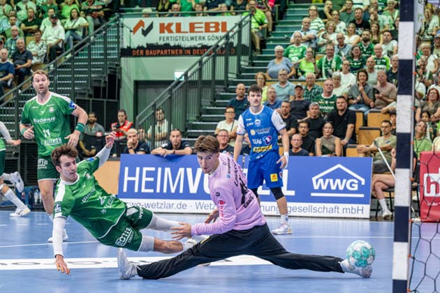 OPEL Handball Bundesliga: HSG Wetzlar vs. ThSV Eisenach, 07 09 26 Marti Soler, HSG Wetzlar, 23, goalkeeper Mats Grupe, ThSV Eisenach, 25, Petter Oeverby, HSG Wetzlar, 11 OPEL Handball Bundesliga HSG Wetzlar vs. ThSV Eisenach, Wetzlar, September 26, 2007 Copyright: xBEAUTIFULxSPORTS Roeczeyx