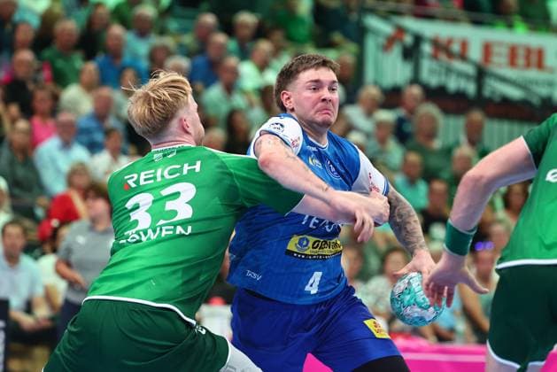 Elias Scholtes of ThSV Eisenach in a one-on-one battle with Georg Loewen of HSG Wetzlar GER, HSG Wetzlar vs. ThSV Eisenach, Handball, Opel Handball Bundesliga, Matchday 3, 2026–2027 Season, September 7, 2026 GER, HSG Wetzlar vs. ThSV Eisenach, Handball, Opel Handball Bundesliga, Matchday 3, 2026–2027 season, September 7, 2026 Wetzlar Copyright: xEibner-Pressefoto RenexWeissx EP_RWS