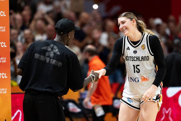 Luisa Geiselsoder, Germany, 15, and Dennis Schroeder, GER, Germany vs. Mali, Basketball, 2026 FIBA Women’s World Cup, Group Stage, Matchday 3, September 7, 2026 GER, Germany vs. Mali, basketball, 2026 FIBA Women’s World Cup, group stage, Matchday 3, September 7, 2026 Berlin Copyright: xEibner-Pressefoto MaxxVincenx EP_MVN
