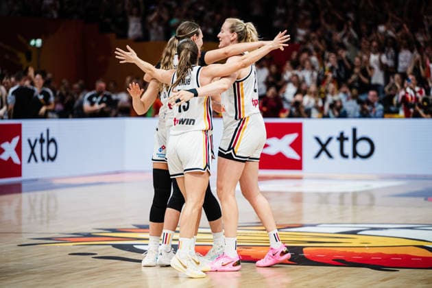2026 FIBA Women’s Basketball World Cup: Germany vs. Mali, September 7, 2026; Germany celebrates; Luisa Geiselsoder (Germany), 15; Britta Daub (Germany), 19; Marie Guelich (Germany), 21; Basketball, FIBA Women’s Basketball World Cup 2026, Group Stage, Group A, Matchday 3: Germany vs. Mali on September 7, 2026, at the Uber Arena, Berlin Copyright: xBEAUTIFULxSPORTS Tonhäuserx