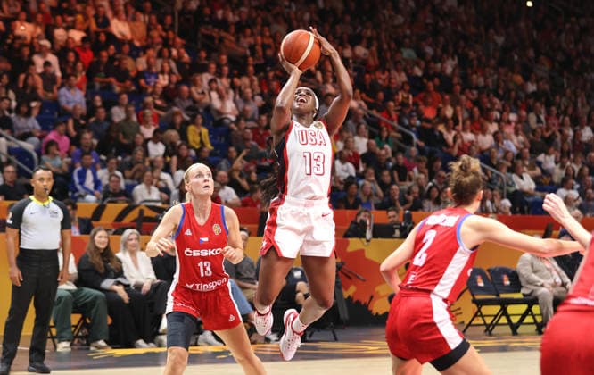 Petra Holesinska, Jackie Young with the ball, Julie Pospisilova; head-to-head, game action, sports, basketball, FIBA World Cup, Women s World Championship, 2026-2027 season, July 9, 2026, USA vs. Czech Republic, CZE