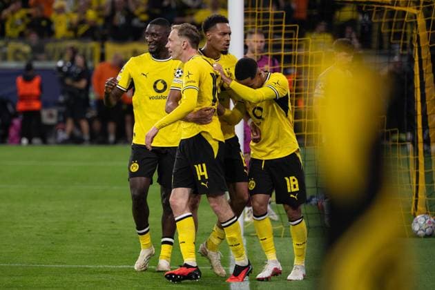 Goal celebration for the 1–0 score following an own goal by Renato Veiga in the 12th minute, Villarreal vs. Borussia Dortmund, Soccer, Champions League, Group Stage, Matchday 1, September 8, 2026, Dortmund, North Rhine-Westphalia, Germany Copyright: xkolbert-press MarcxNiemeyerx