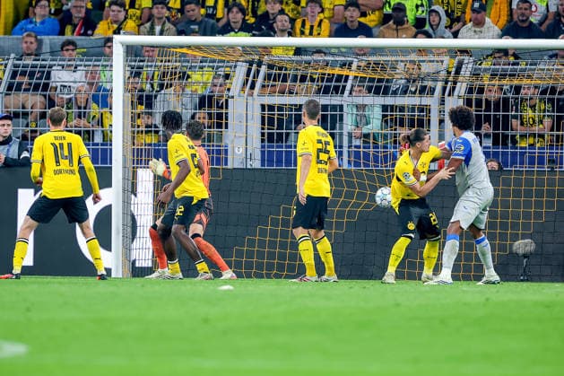 September 8, 2026, Soccer, UEFA Champions League, Borussia Dortmund vs. Villarreal CF, Champions League Matchday 1, Signal Iduna Park, 2026–27 season; goal to make it 1–1 by Santiago Mourino of Villarreal CF (15), in accordance with DFB regulations, which prohibit any use of photographs as image sequences and or quasi-video; North Rhine-Westphalia, Germany