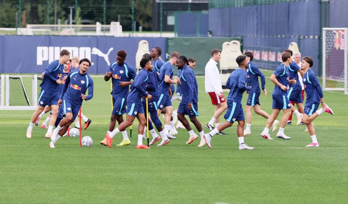 RB Leipzig Training, Champions League Matchday 1, Leipzig, September 9, 2026, Red Bull Academy, Soccer, Champions League, Matchday 1, RB Leipzig, Final training session before the away game in Como, Pictured: Warm-up, For editorial use only, Picture Point