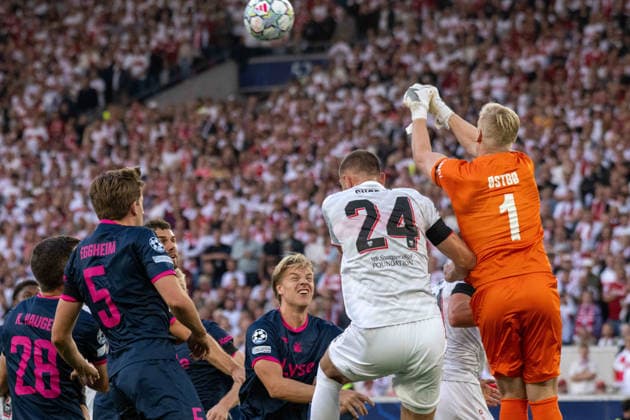 Jesper Daland (Viking FK Stavanger), Julian Gaston Chabot (VfB Stuttgart), and goalkeeper Arild Östbö (Viking FK Stavanger), Germany, Stuttgart, September 9, 2026, Soccer, UEFA Champions League: VfB Stuttgart vs. Viking FK Stavanger, 2026–2027 season, Match Day 1, MHP Arena