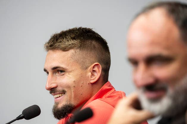 Lukas Sadilek, left, and head coach Jindrich Trpisovsky, right, at the press conference, PK, Pressekonferenz of the SK Slavia Praha team prior to the UEFA Champions League opening round match: SK Slavia Praha vs RC Lens, in Prague, Czech Republic, on September 9, 2026. (CTKxPhoto MichalxKamaryt) CTKPhotoP2026090908167 CTKPhotoP2026090908167