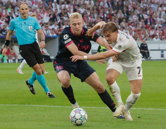 Pictured from left: Henrik Bjordal of Viking FK, 16, in a duel with Maximilian Mittelstaedt of VfB Stuttgart, September 7, 2026, VfB Stuttgart vs. Viking FK, UEFA Champions League, Matchday 1, Germany, Stuttgart, MHP Arena, DFL REGULATIONS PROHIBIT ANY USE OF PHOTOGRAPHS AS IMAGE SEQUENCES AND OR QUASI-VIDEO Copyright: HMBxMedia xJulienxBecker