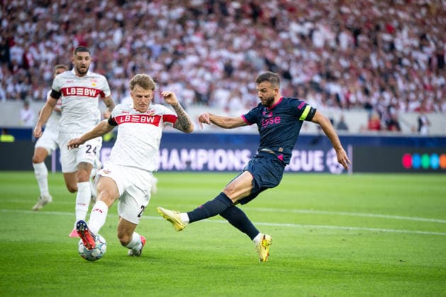 September 9, 2026, GER, Soccer, Men s, UEFA Champions League, Group Stage, Matchday 1, 2026–2027 Season, VfB Stuttgart vs. Viking Stavanger; Zlatko Tripic (Viking FK) scores the goal to tie the game at 1–1 in a one-on-one duel with Finn Jeltsch (VfB Stuttgart); 29, Stuttgart MHP Arena, Baden-Württemberg, Germany Copyright: xNordphoto Memmlerx