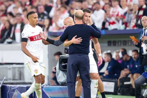 Head Coach Sebastian Hoeness of VfB Stuttgart hugs Ermedin Demirovic No. 9 of VfB Stuttgart as he is substituted, VfB Stuttgart vs. Viking Stavanger, Soccer, Men, UEFA Champions League, 2026–2027 Season, Matchday 1, September 9, 2026, Stuttgart, Baden-Württemberg, Germany Copyright: xkolbert-press MartinxAgüerax