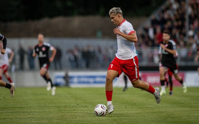 Soccer, 2026–2027 Season, Lower Rhine Cup, September 9, 2026, First Round, Men s Division, SV Biemenhorst (White) vs. Fortuna Düsseldorf (Black), Max Peerenboom, SV Biemenhorst, Bocholt, Stadion am Huenting, Germany 260909_fb_sv-biemenhorst_fortuna-duesseldorf_58635