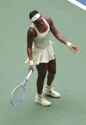 Coco Gauff of USA frustrated 2026 US Open, Day Eleven, USTA Billie Jean King National Tennis Center, New York, USA - 09 Sep 2026New York USTA Billie Jean King National T New York (NY) United States of America EDITORIAL USE ONLY No use with unauthorised audio, video, data, fixture lists, club league logos or live services. Online in-match use limited to 120 images, no video emulation. No use in betting, games or single club league player publications. Copyright: xEllaxLing Shutterstockx 17140159z
