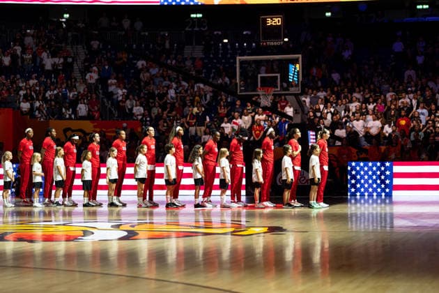 U.S. team during the national anthem, GER, USA vs. Hungary, basketball, 2026 FIBA Women s World Cup, quarterfinals, September 10, 2026, GER, USA vs. Hungary, basketball, 2026 FIBA Women s World Cup, Quarterfinals, September 10, 2026, Berlin Copyright: xEibner-Pressefoto MaxxVincenx EP_MVN
