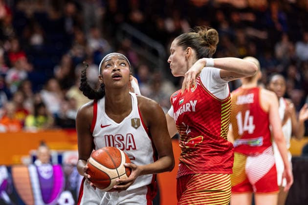 Angel Reese (USA), 15, Virag Takacs Kiss (Hungary), 02, GER, USA vs. Hungary, Basketball, 2026 FIBA Women s World Cup, Quarterfinals, September 10, 2026 GER, USA vs. Hungary, Basketball, 2026 FIBA Women’s World Cup, Quarterfinals, September 10, 2026 Berlin Copyright: xEibner-Pressefoto MaxxVincenx EP_MVN