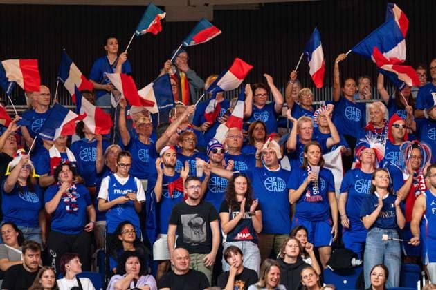French fans cheer with flags, GER, China vs. France, basketball, 2026 FIBA Women’s World Cup, quarterfinals, September 10, 2026, GER, China vs. France, basketball, 2026 FIBA Women’s World Cup, Quarterfinals, September 10, 2026, Berlin Copyright: xEibner-Pressefoto MaxxVincenx EP_MVN