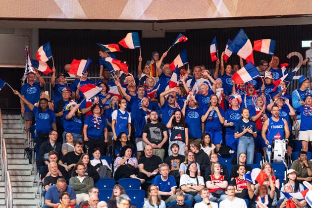 French fans cheer with flags, GER, China vs. France, basketball, 2026 FIBA Women’s World Cup, quarterfinals, September 10, 2026, GER, China vs. France, basketball, 2026 FIBA Women’s World Cup, Quarterfinals, September 10, 2026, Berlin Copyright: xEibner-Pressefoto MaxxVincenx EP_MVN