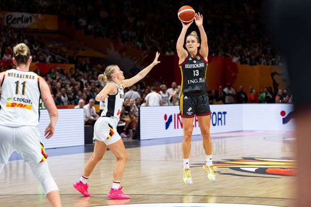 Leonie Fiebich of Germany, 13, taking a shot, GER, Belgium vs. Germany, basketball, 2026 FIBA Women s World Cup, quarterfinals, September 10, 2026, GER, Belgium vs. Germany, basketball, 2026 FIBA Women s World Cup, Quarterfinals, September 10, 2026, Berlin Copyright: xEibner-Pressefoto MaxxVincenx EP_MVN