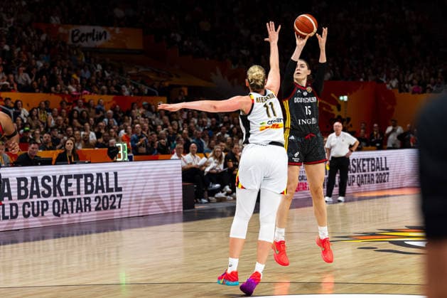 Luisa Geiselsoder (Germany), 15, shooting; Emma Meesseman (Belgium), 11; GER, Belgium vs. Germany, Basketball, 2026 FIBA Women’s World Cup, Quarterfinals, September 10, 2026 GER, Belgium vs. Germany, Basketball, FIBA Women’s World Cup 2026, Quarterfinals, September 10, 2026 Berlin Copyright: xEibner-Pressefoto MaxxVincenx EP_MVN