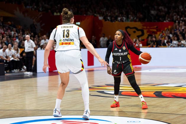 Alexis Peterson, Germany, No. 1, Leonie Fiebich, Germany, No. 13, GER, Belgium vs. Germany, Basketball, FIBA Women s World Cup 2026, Quarterfinals, September 10, 2026, GER, Belgium vs. Germany, Basketball, 2026 FIBA Women’s World Cup, Quarterfinals, September 10, 2026, Berlin Copyright: xEibner-Pressefoto MaxxVincenx EP_MVN