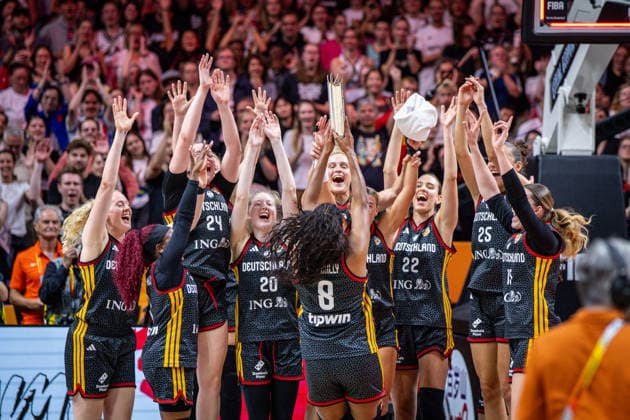 Basketball Berlin, September 10, 2026, FIBA Women’s Basketball World Cup Germany 2026, Quarterfinals, Belgium (BEL) vs. Germany (GER); Germany wins and advances to the semifinals; Nyara Sabally (Germany, No. 08) celebrates; Player of the Game: Emily Bessoir (Germany), No. 22 Frida Bühner, Germany, No. 20 Marie Gülich, Germany, No. 21 Gulich, Leonie Fiebich, Germany, No. 13 Lina Sontag, Germany, No. 24 Clara Bielefeld, Germany, No. 25 Luisa Geiselsöder, Germany, No. 15 Geiselsoder