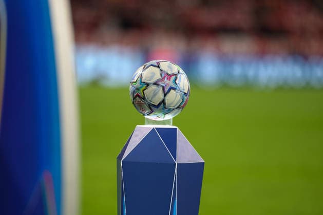 The Badias Champions League ball on a pedestal, GER, FC Bayern Munich vs. FK Bodo Glimt, Soccer, UEFA Champions League, Group Stage, Matchday 1, 2026–2027 Season, September 10, 2026, GER, FC Bayern Munich vs. FK Bodo Glimt, soccer, UEFA Champions League, group stage, Matchday 1, 2026–2027 season, September 10, 2026, Munich Copyright: xEibner-Pressefoto JennixMaulx EP_JML