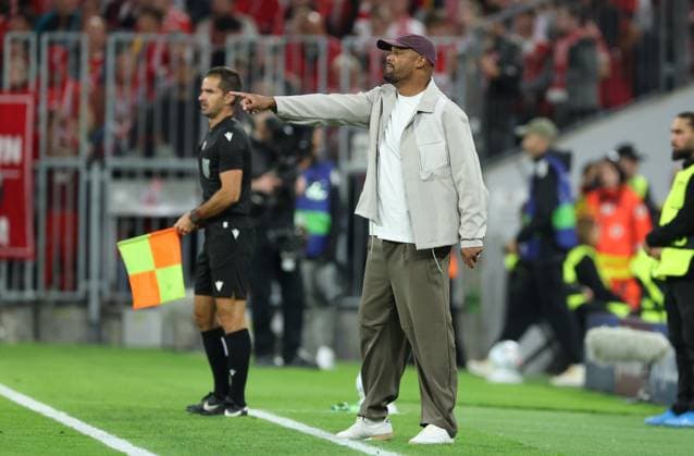 September 10, 2026, GER, Soccer, Men s, UEFA Champions League, Group Stage, 2026–2027 Season, Matchday 1, FC Bayern Munich vs. FK Bodø Glimt Coaching Zone, Sideline, Coaches Area, Technical Zone, Coach Vincent Kompany, FC Bayern Munich gives hand signals, Munich, Allianz Arena, Bayern, Germany Copyright: xNordphoto Schneiderx