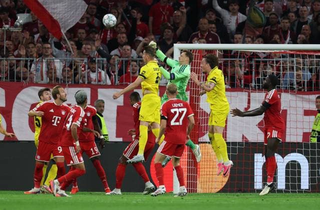 September 10, 2026, GER, Soccer, Men s, UEFA Champions League, Group Stage, 2026–2027 Season, Matchday 1, FC Bayern Munich vs. FK Bodø Glimt: Goalkeeper save by Manuel Neuer, FC Bayern Munich 01, Munich, Allianz Arena, Bavaria, Germany Copyright: xNordphoto Schneiderx