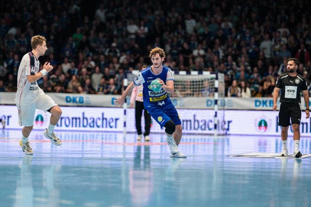 Stephan Seitz, ThSV Eisenach, 44, Nikola Vlahovic, SG BBM Bietigheim, 03 GER, ThSV Eisenach vs. SG BBM Bietigheim, 1st Opel Handball Bundesliga, Handball, Matchday 4, 2026–2027 Season, 7:00 p.m., September 10, 2026 GER, ThSV Eisenach vs. SG BBM Bietigheim, 1st Opel Handball Bundesliga, Handball, Matchday 4, 2026–2027 season, 7:00 p.m., September 10, 2026, Eisenach Copyright: xMartinxHerbstx