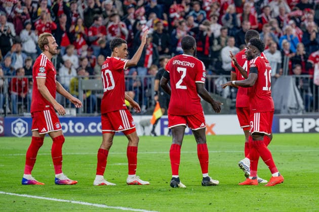 Jamal Musiala, FC Bayern Munich, 10, Dayot Upamecano, FC Bayern Munich, 02, Jonathan Tah (FC Bayern Munich, 04) and Alphonso Davies (FC Bayern Munich, 19) celebrate with Harry Kane (FC Bayern Munich, 09) after his goal to make it 2–0 for Germany, FC Bayern Munich vs. FK Bodo Glimt, soccer, UEFA Champions League, group stage, Matchday 1, 2026–2027 season, September 10, 2026. DFL and DFB regulations prohibit any use of photographs as image sequences and or quasi-video. Photo: HMB Media, Heike Feiner Copyright: HMBxMedia HeikexFeiner