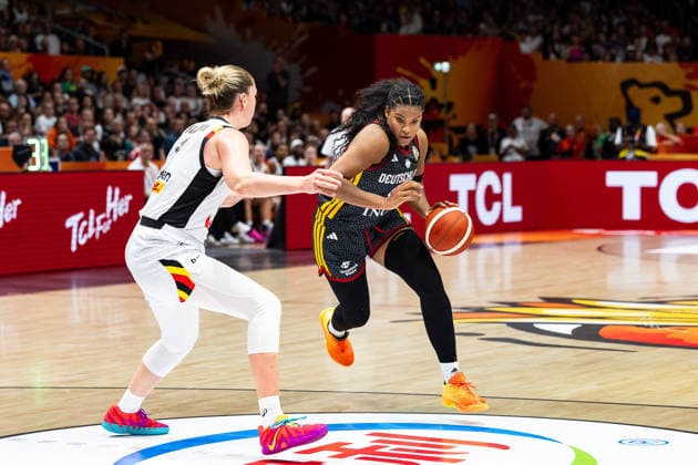 Nyara Sabally (Germany), No. 8, dribbling; Emma Meesseman (Belgium), No. 11; GER, Belgium vs. Germany, Basketball, 2026 FIBA Women’s World Cup, Quarterfinals, September 10, 2026, GER, Belgium vs. Germany, Basketball, 2026 FIBA Women’s World Cup, Quarterfinals, September 10, 2026, Berlin Copyright: xEibner-Pressefoto MaxxVincenx EP_MVN