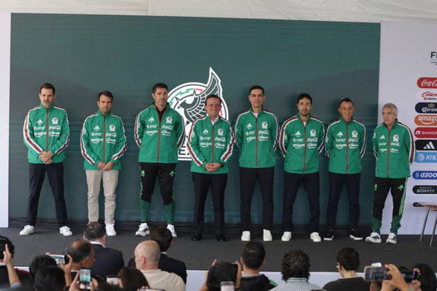 New Head Coach of Mexico Rafael Marquez Official Presentation (L-R) Duilio Davino, Vidal Paloma, Xabier Mancisidor, Mikel Arreola, Rafael Marquez, Pol Lorente, Andràs Guardado, Juan Manuel Lillo pose for photos during during the official presentation of New Head Coach of Mexico national team, Nationalteam Rafael Marquez at Centro de Alto Rendimiento (CAR) on September 10, 2026 in Mexico City, Mexico. (Photo by Ismael Rosas Eyepix Group) Copyright: xIsmaelxRosas xEyepixxGroupx IR_10092026_197272