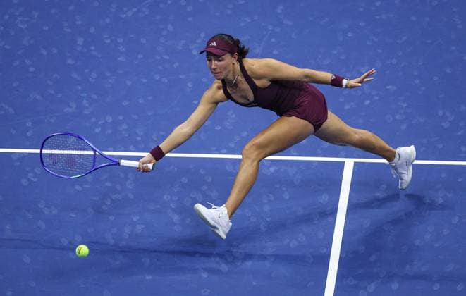 Jessica Pegula of USA in action 2026 US Open, Day Twelve, USTA Billie Jean King National Tennis Center, New York, USA - 10 Sep 2026New York USTA Billie Jean King National T New York (NY) United States of America EDITORIAL USE ONLY No use with unauthorised audio, video, data, fixture lists, club league logos or live services. Online in-match use limited to 120 images, no video emulation. No use in betting, games or single club league player publications. Copyright: xEllaxLing Shutterstockx 17140161t