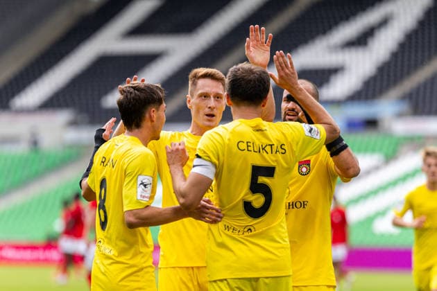 L R Elias Rahn, SG Sonnenhof Grossaspach, 08, Loris Maier of SG Sonnenhof Grossaspach, 27, Volkan Celiktas of SG Sonnenhof Grossaspach, 05 (goal scorer), and Fabian Eisele of SG Sonnenhof Grossaspach, 23, celebrate the goal that made the score 1–2 GER, TSV Havelse vs. SG Sonnenhof Grossaspach, Soccer, 3rd Division, Matchday 5, 2026–2027 Season, September 12, 2026 DFL regulations prohibit any use of photographs as image sequences and or quasi-video (GER), TSV Havelse vs. SG Sonnenhof Grossaspach, soccer, 3rd League, Matchday 5, 2026–2027 season, September 12, 2026, Hanover Copyright: xEibner-Pressefoto JanxRollingerx EP_JSK