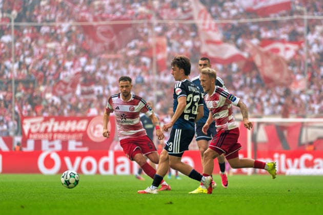 Yassine Bouchama (Fortuna Düsseldorf, 05) and Simon Symalla (MSV Duisburg, 23) go head-to-head with Sascha Risch (Fortuna Düsseldorf, 28) in a tackle. Fortuna Düsseldorf vs. MSV Duisburg, soccer, 3. Liga, Matchday 05, 2026–27 Season, December 9, 2026, DFL regulations prohibit any use of photographs as image sequences and or quasi-video, Fortuna Düsseldorf vs. MSV Duisburg, soccer, 3. Liga, Matchday 5, 2026–27 season, September 12, 2026, Düsseldorf Copyright: xEibner-Pressefoto LukasxBaldygax EP_LBA