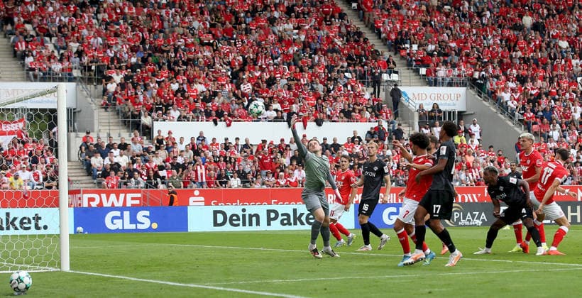 September 12, 2026, xfsx, Men s, Soccer, 2026–2027 Season, 3rd Division, Matchday 5: Rot-Weiss Essen vs. Würzburger Kickers; from left: Johann Hipper (FC Würzburger Kickers), Semir Telalovic (Rot-Weiss Essen) scores the goal to make it 2–0; Essen Stadium on Hafenstrasse, North Rhine-Westphalia, Germany