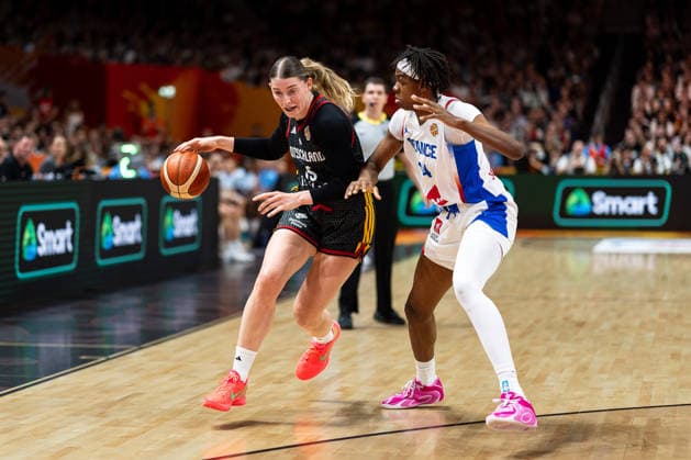 Luisa Geiselsoder (Germany), No. 15, dribbling; Dominique Malonga (France), No. 14; Germany vs. France, Basketball, 2026 FIBA Women’s World Cup, Semifinals, September 12, 2026, GER, France vs. Germany, Basketball, 2026 FIBA Women’s World Cup, Semifinals, September 12, 2026, Berlin Copyright: xEibner-Pressefoto MaxxVincenx EP_MVN