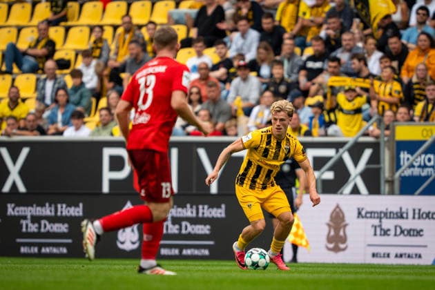 Jonas Oehmichen Alemannia Aachen, 44 TSV Alemannia Aachen vs. SSV Jahn Regensburg, Soccer, 3rd Division, Matchday 5, 2026–2027 Season, September 12, 2026 DFB regulations prohibit any use of photographs as image sequences and or quasi-video TSV Alemannia Aachen vs. SSV Jahn Regensburg, soccer, 3rd Division, Matchday 5, 2026–2027 Season, September 12, 2026, Aachen Copyright: xEibner-Pressefoto J.xDerondeaux EP_JDU
