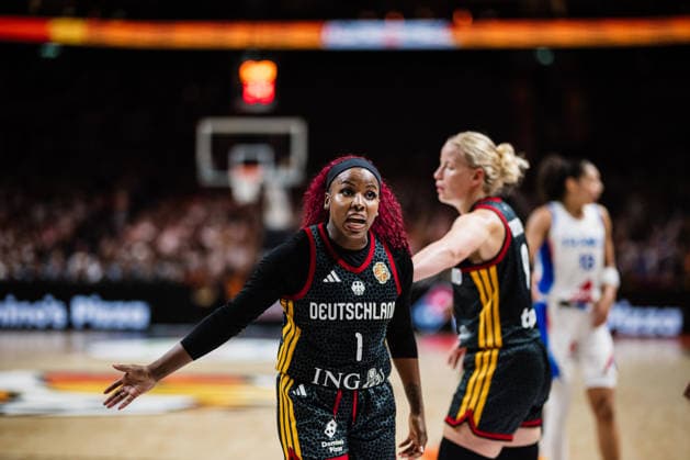 FIBA Women’s Basketball World Cup 2026: France vs. Germany, September 12, 2026; Alexis Peterson (Germany), No. 1, disappointed by the referees’ decision; Basketball, FIBA Women’s Basketball World Cup 2026, Final Round, Semifinal: France vs. Germany on September 12, 2026, at the Uber Arena, Berlin Copyright: xBEAUTIFULxSPORTS Tonhäuserx