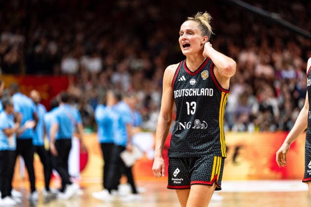 Leonie Fiebich, Germany, 13, disappointed after defeat, GER, France vs. Germany, Basketball, 2026 FIBA Women s World Cup, Semifinals, September 12, 2026, GER, France vs. Germany, Basketball, 2026 FIBA Women’s World Cup, Semifinals, September 12, 2026, Berlin Copyright: xEibner-Pressefoto MaxxVincenx EP_MVN