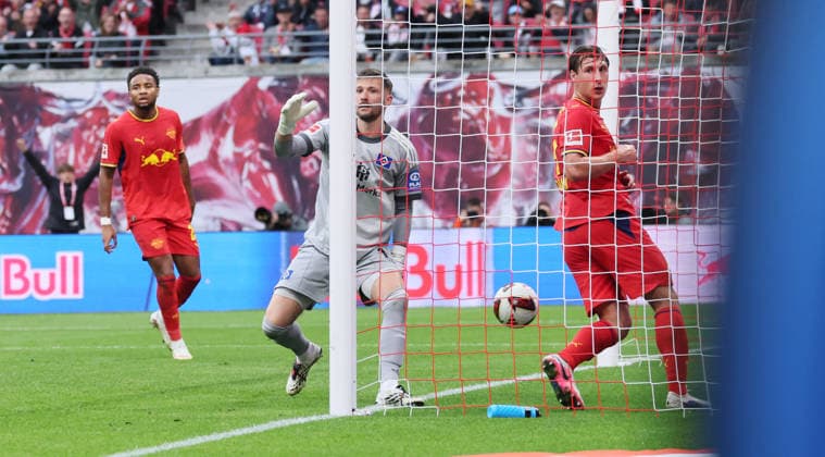 RB Leipzig vs. Hamburger SV, Bundesliga, Leipzig, September 13, 2026, Red Bull Arena, Soccer, Bundesliga 1, Matchday 3, RB Leipzig vs. Hamburger SV, Pictured: Goal for RB Leipzig by Willi Orban (4), RB Leipzig scores to make it 3–0 against goalkeeper Daniel Heuer-Fernandes (1), HSV, For editorial use only, DFL and DFB regulations prohibit any use of photographs as image sequences and or quasi-video,